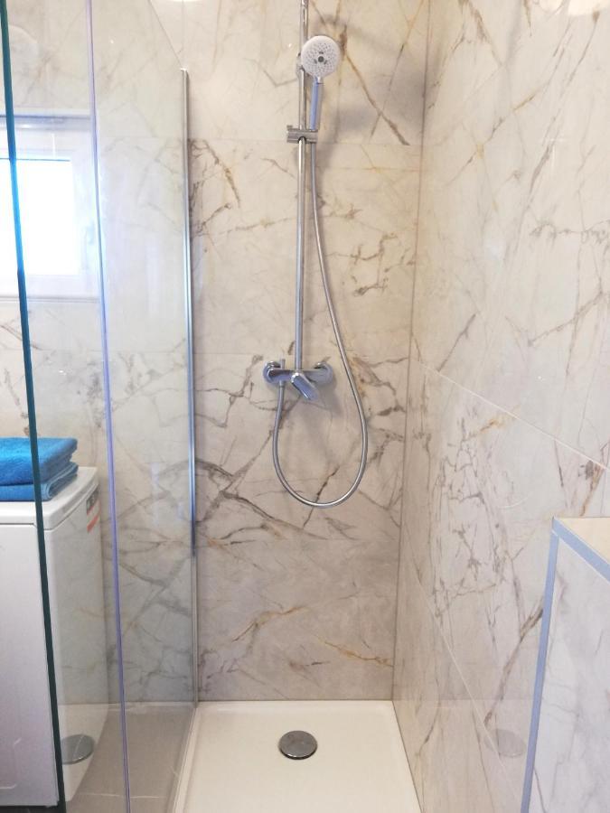 Вилла Olive Tree - House With Pool Винишче Экстерьер фото