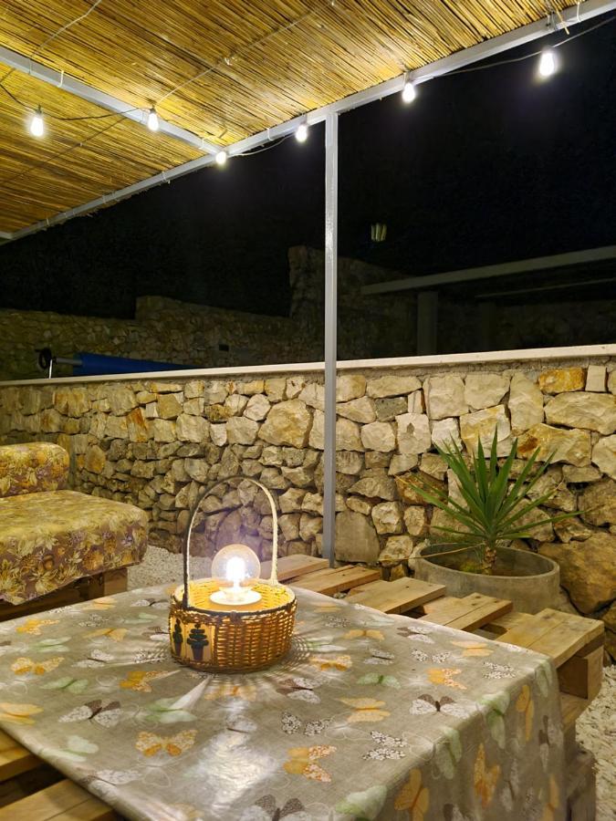 Вилла Olive Tree - House With Pool Винишче Экстерьер фото