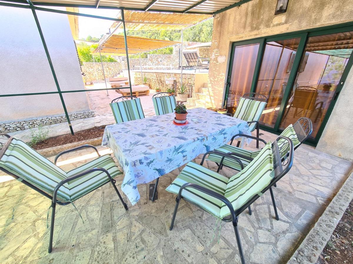 Вилла Olive Tree - House With Pool Винишче Экстерьер фото